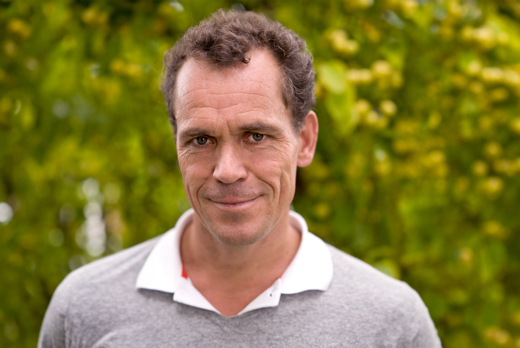 Bram-Bakker-info-1.jpg