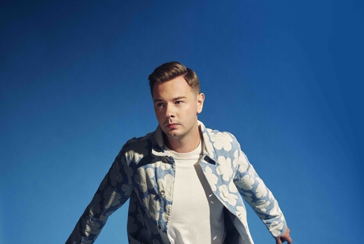 Over Sam Feldt
